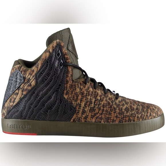 Nike LeBron James 11 NSW “Leopard” Basketball Shoes (616766-301